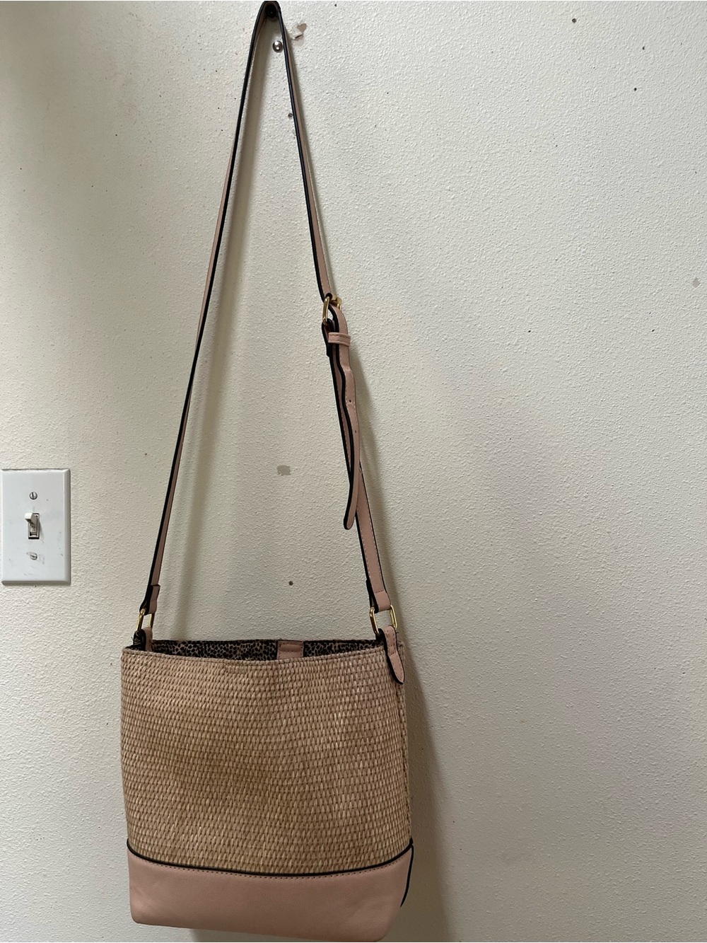 Izzy and Ali vegan leather straw  handbag ‘n